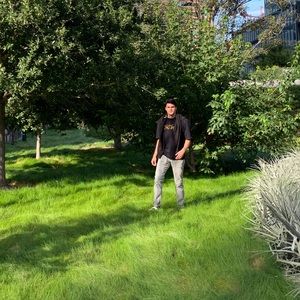 Meet your Posher, Quentin